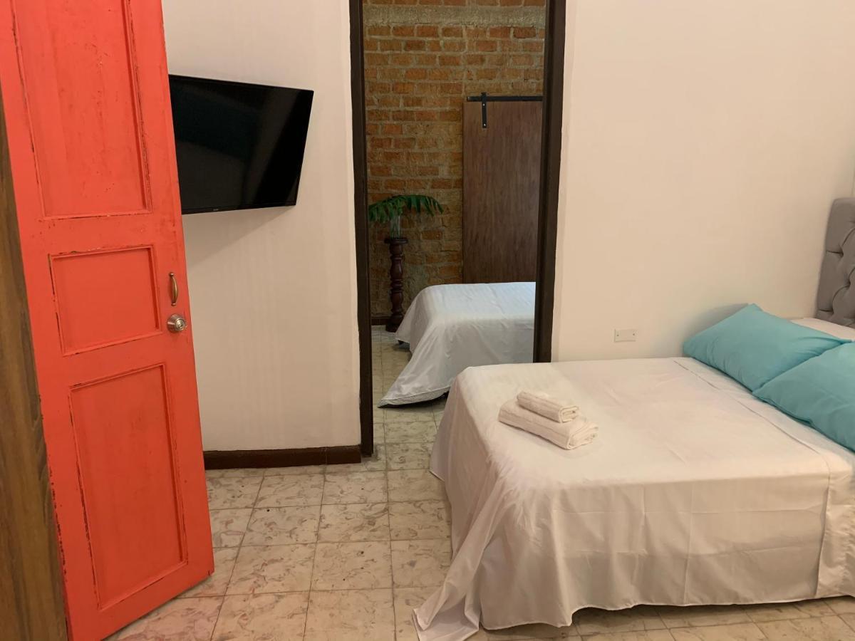 Casa Blanca San Antonio Hostal Boutique Cali Ngoại thất bức ảnh