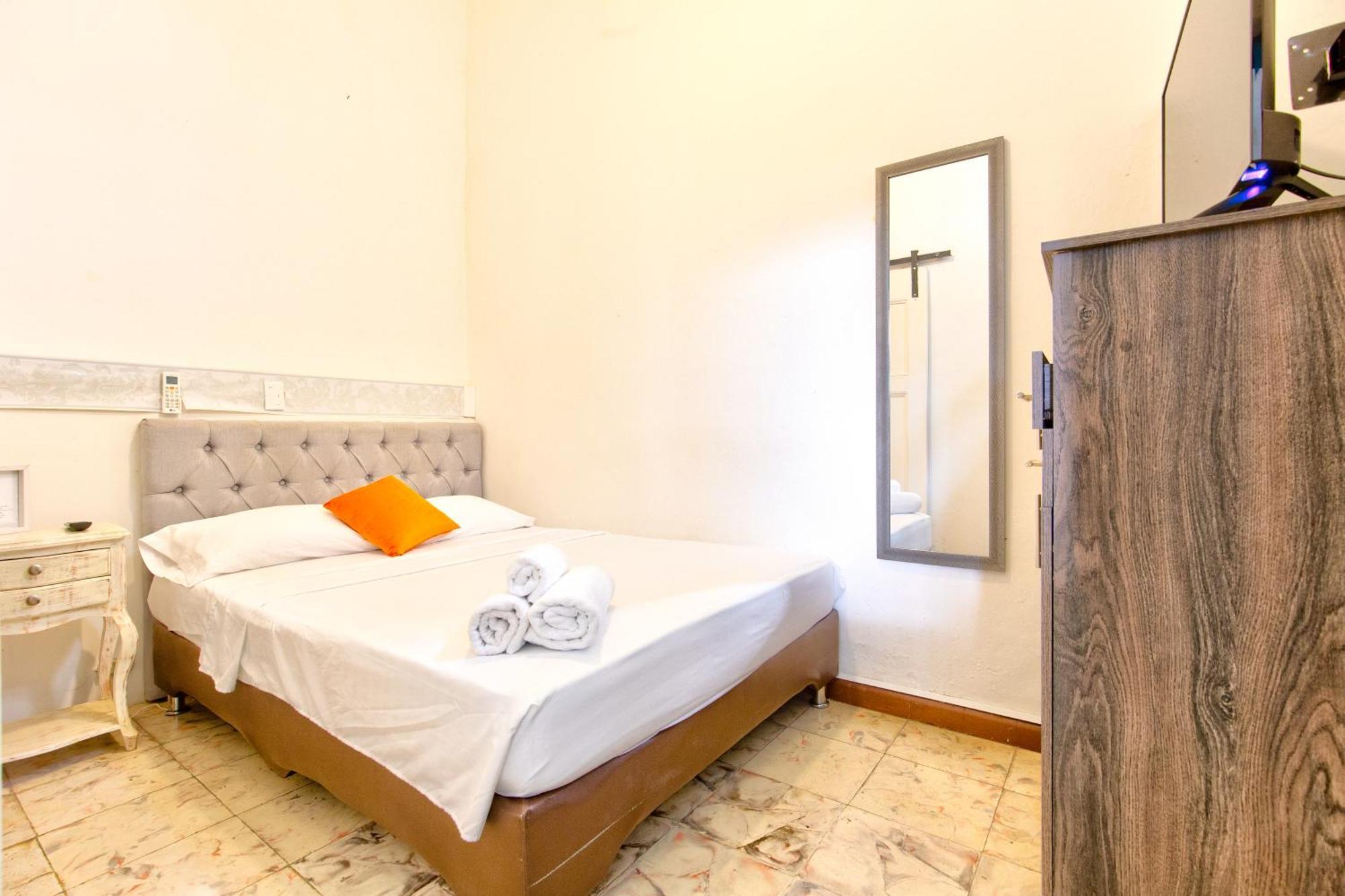 Casa Blanca San Antonio Hostal Boutique Cali Ngoại thất bức ảnh