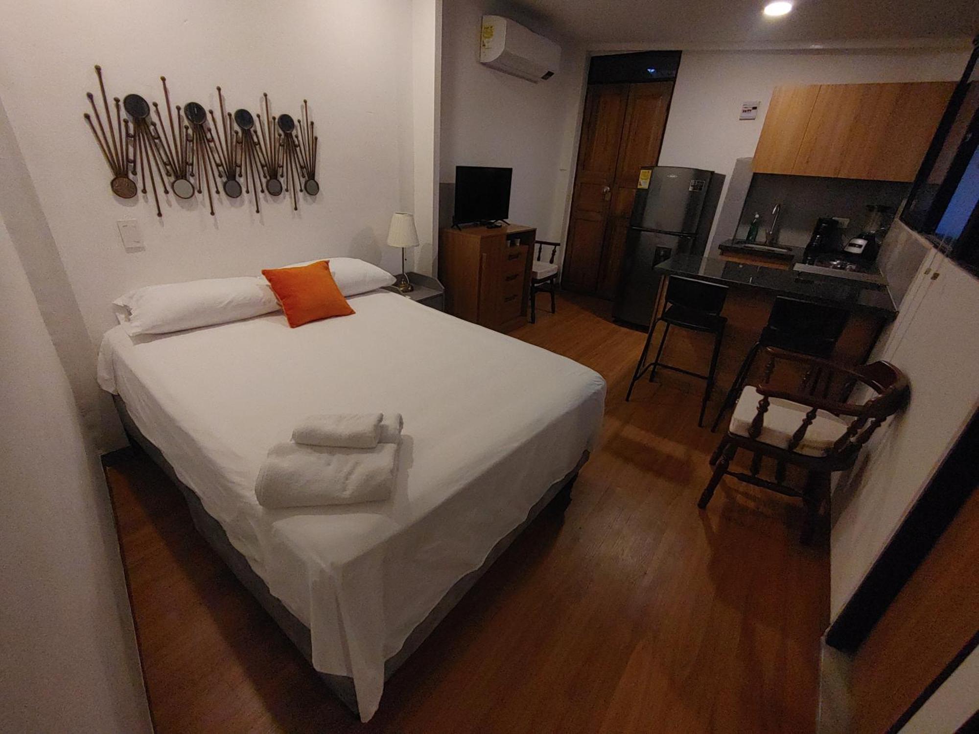 Casa Blanca San Antonio Hostal Boutique Cali Phòng bức ảnh